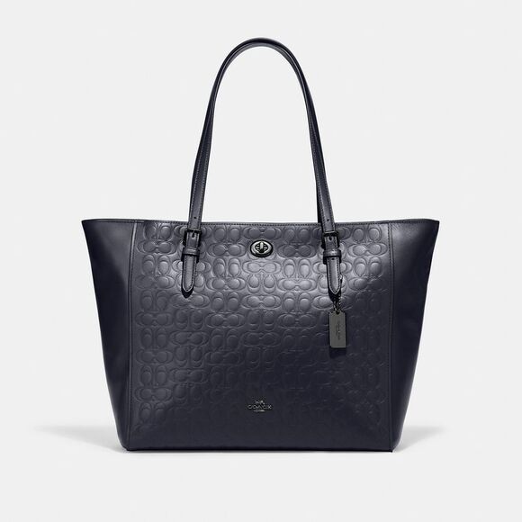 COACH Handbags - ALMOST PERFECT Coach Turnlock Tote In Signature Leather